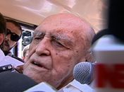 Oscar Niemeyer tem hemorragia digestiva controlada por médicos