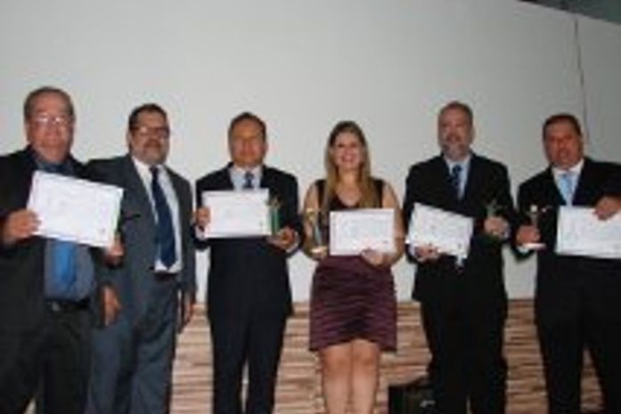 Os ganhadores do troféu Cidadfao Zé Aprigio