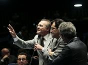 No plenário do Senado, Renan pediu a aprovação da MP que reduz a tarifa elétrica
