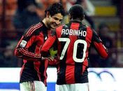 Dirigente do Milan viaja ao Brasil para vender Pato e Robinho