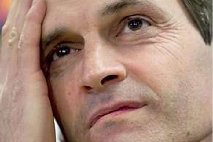 Com câncer, técnico do Barcelona será operado nesta quinta-feira