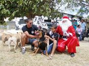 Papai Noel dos Correios realiza sonho de criança no canil do Bope