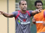 Dinamite diz que Felipe está afastado, mas que rescisão será conversada