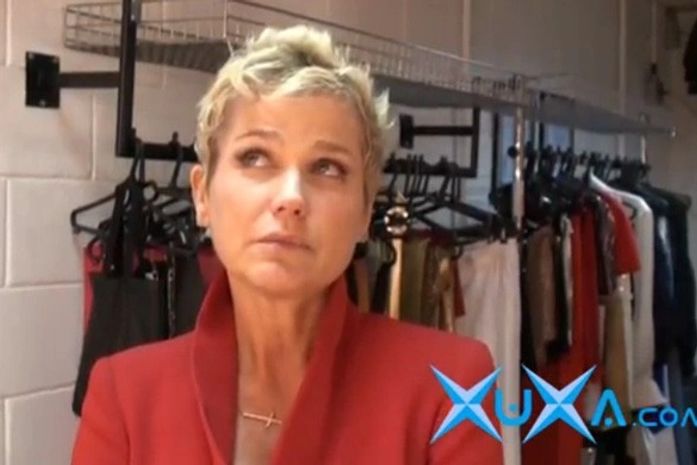 Xuxa grava mensagem especial de Natal para seus fãs na internet