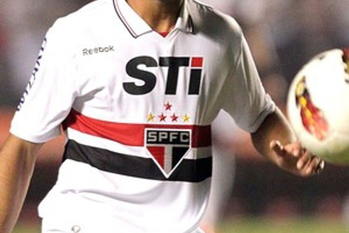 Lucas seria um dos motivos por crise entre Mourinho e Real, diz jornal