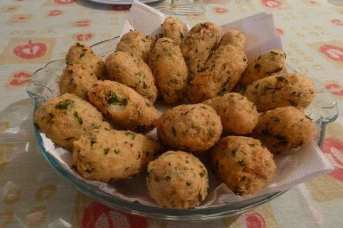 Bolinho de bacalhau é ótimo petisco para o Natal