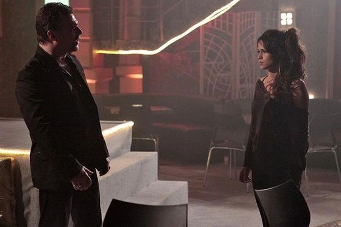 'Salve Jorge': Morena se entrega para Russo por filho