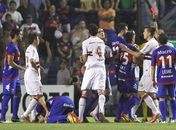 Por confusão com Tigre, São Paulo pode perder mando contra o Bolívar