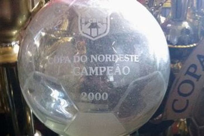 Taça da Copa Nordeste será exposta nos sete estados participantes