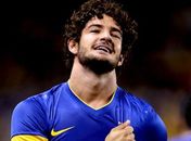 Com Pato e Gil, Timão gasta R$ 75 milhões por reforços em seis meses