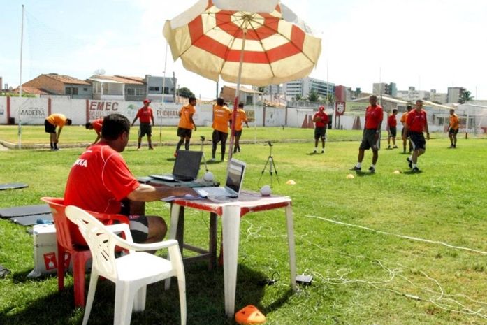 Heriberto da Cunha chega para reforçar preparação do CRB