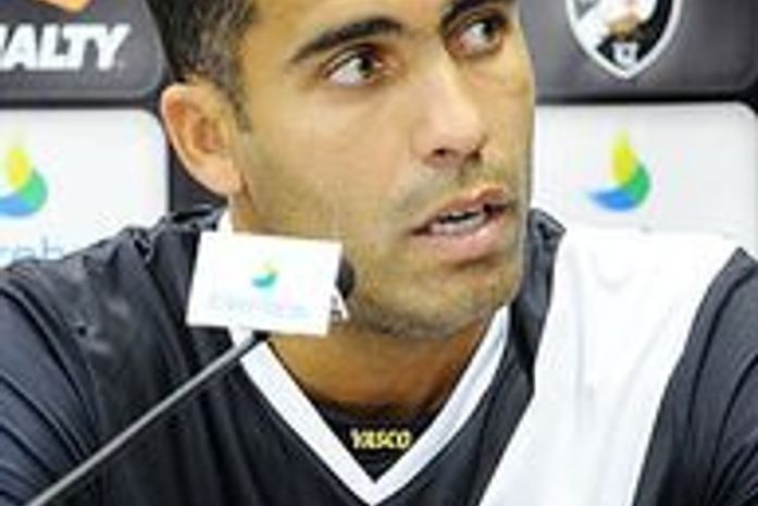 Vasco vai deixar Felipe, 35, 'encostado' no elenco