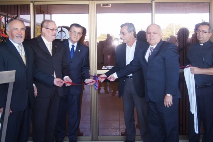 Prefeito e autoridades inauguram novo Fórum em São Sebastião