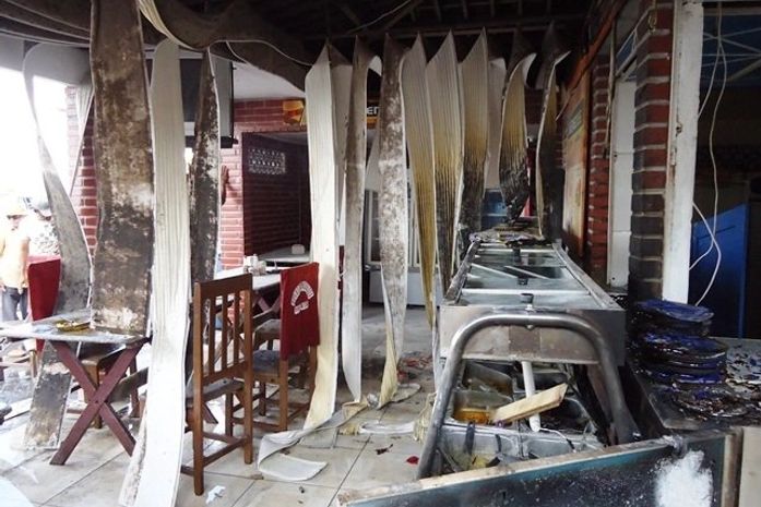 Botijão de gás provoca incêndio em restaurante às margens do Rio São Francisco