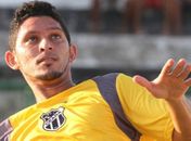 Ex-CRB se apresenta, treina e afirma que vai buscar titularidade no Vovô