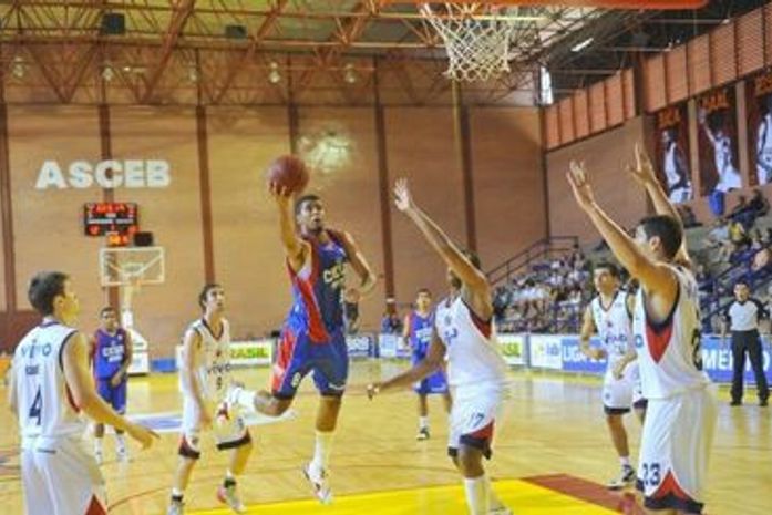 Brasília vence Franca e fecha fase na liderança