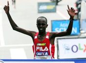 Edwin Kipsang vence e completa festa queniana na São Silvestre-2012