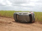 Motorista perde o controle e capota na AL 220