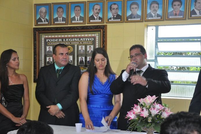 Seninha e seu vice Aurelino Lopes foram empossados na Câmara Municipal