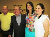 O vice-prefeito, prefeito Beto,secretária de Saude Carla tereza e a primeira dama
