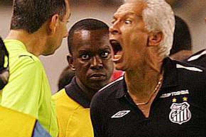 Atletas elegem Emerson Leão como o pior técnico