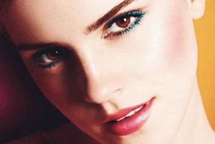 Brinque com as cores e adote o 'make colorido' sem exagerar