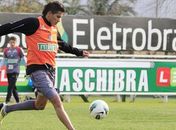 Vasco anuncia a contratação de Elsinho(ex-CRB)