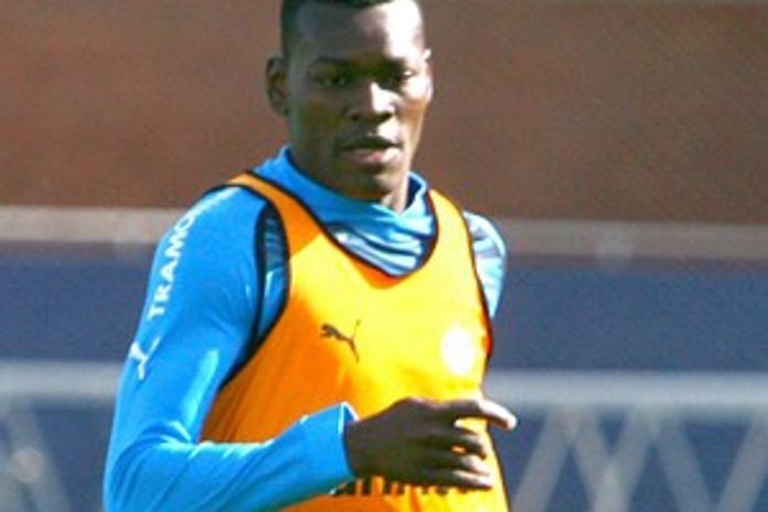 Cruzeiro contrata mais dois: zagueiro Paulão(Ex-ASA) e meia Éverton Ribeiro