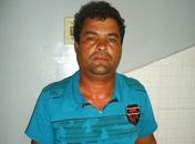 Ronaldo Ramos, 42, foi preso flagrante por porte ilegal de arma de fogo