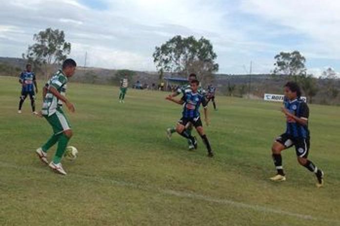 Jogando em Caruaru, Murici perde para o Porto por 4 x 1