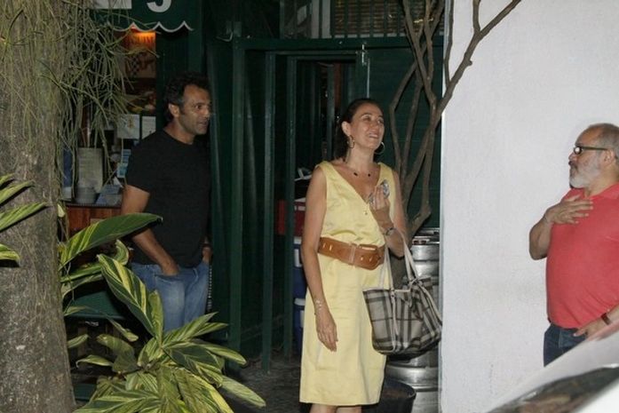 Lilia Cabral janta com Domingos Montagner no Rio