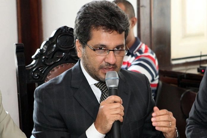 Juiz Ayrton Tenório, da c