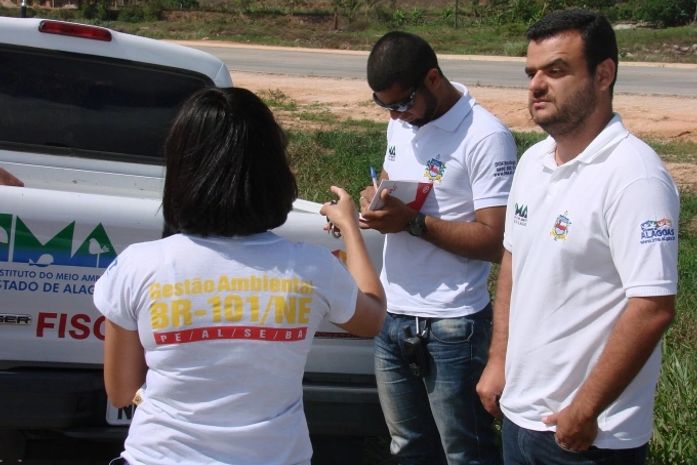 Equipe do IMA percorre e fiscaliza trecho da BR 101 dentro da APA de Murici