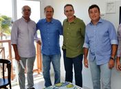 Senador Renan com os empresários Fábio Farias, Mauro Vasconcelos e prefeito Cristiano Matheus
