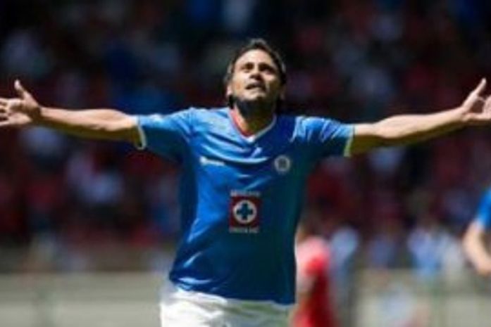 Vitória negocia com Maxi Biancucchi, primo de Messi