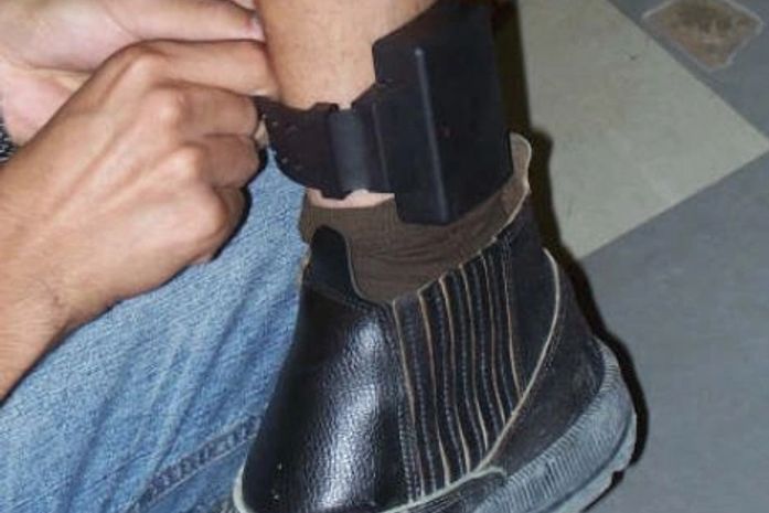 No regime semiaberto, reeducando é preso assaltando idosa