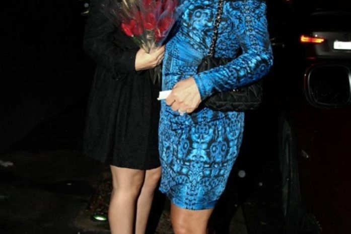 Zilú Camargo curte noite paulistana com a filha Wanessa e a ex-cunhada