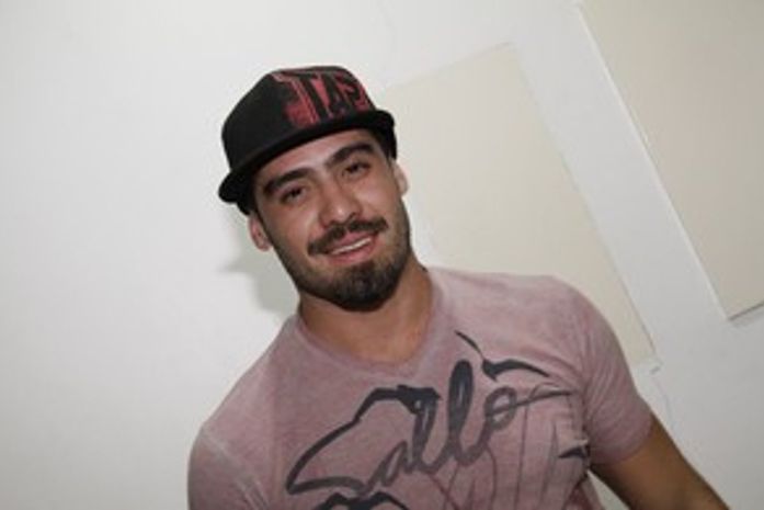 Ex-BBB Yuri em show de pagode no Rio