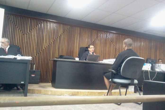 Réu presta depoimento durante o julgamento