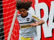 Palmeiras faz nova proposta por Márcio Azevedo e aumenta valores