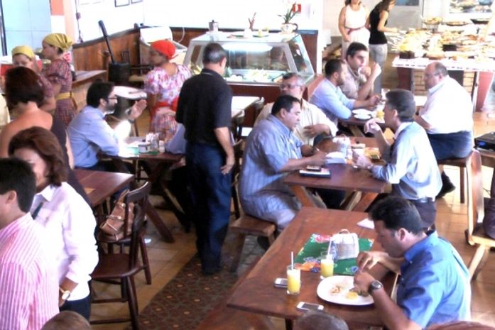 Abrasel lança 7ª edição do guia Abresel cheia de novidades e interação on-line