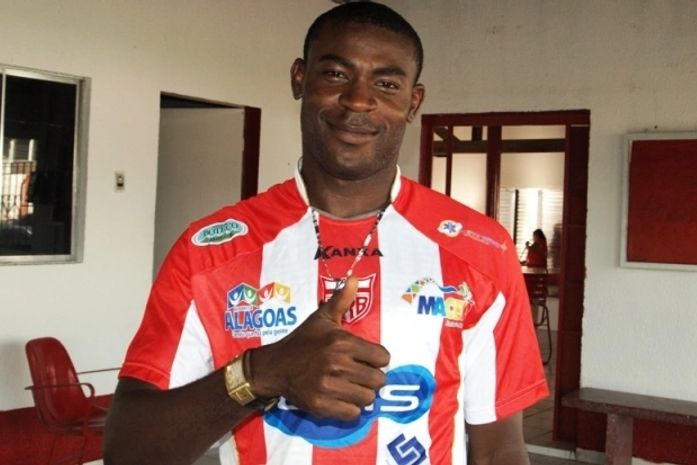 Em meio aos treinamentos, CRB anuncia contratação de atacante ex-ASA