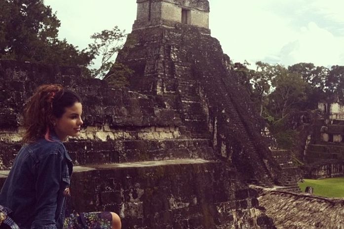 Sthefany Brito posta fotos de viagem à Guatemala