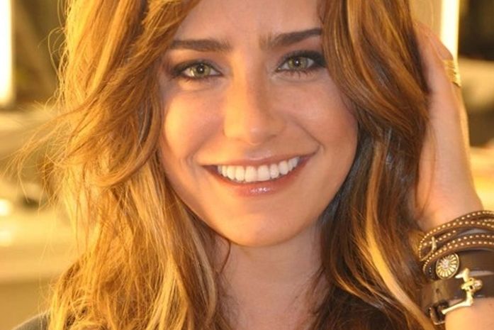 Fê Vasconcellos muda o visual para voltar à TV