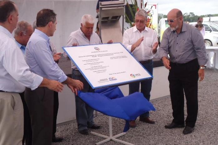 O lançamento da obra da Central de Tratamentos de Resíduos Sólidos