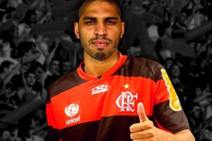 Wallace rescinde com o Corinthians e acerta com o Flamengo