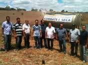 Vereadores e líderes comunitários acompanha visita