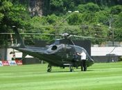 Neymar deixa treino do Santos de helicóptero