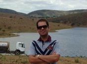 Perfeito Arlindo Garrote no açude em Estrela de Alagoas.