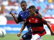 Flamengo vence Quissamã com dois de Hernane